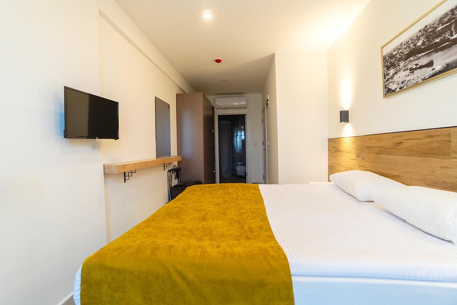 Tut Hotel อันตัลยา ภายนอก รูปภาพ