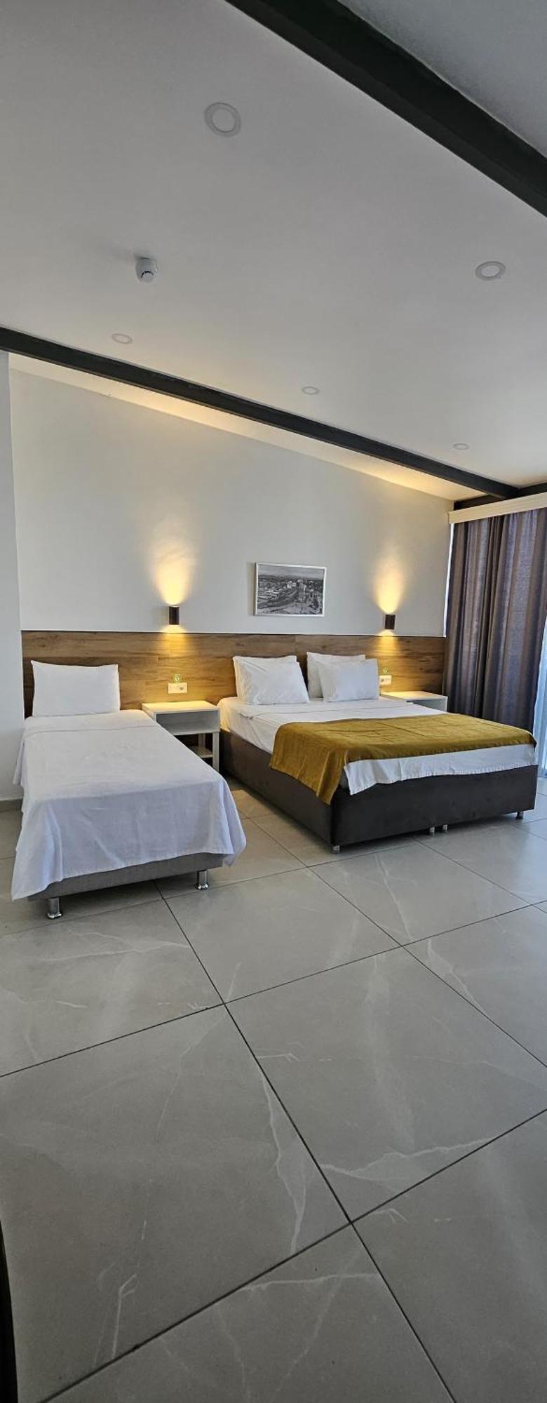 Tut Hotel อันตัลยา ภายนอก รูปภาพ